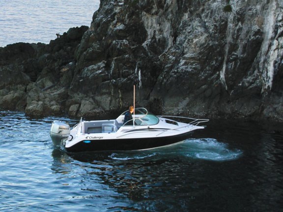 TAB195_Challenger595se_11.jpg