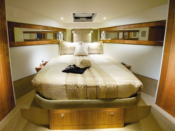 R43_Interior_04.jpg