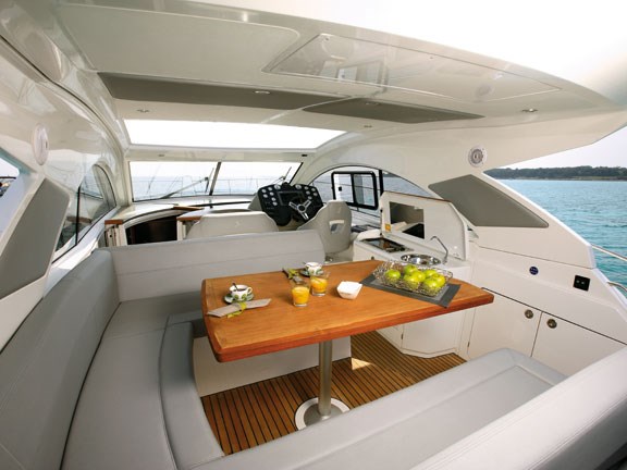 Beneteau3.jpg