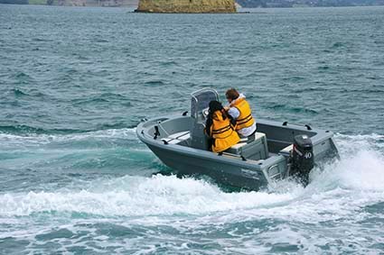 SMARTWAVE POLY BOAT 13