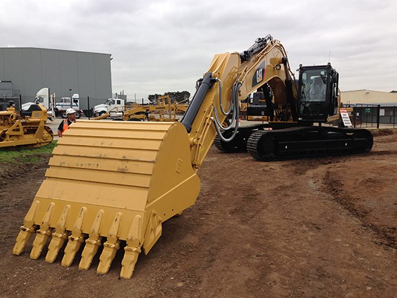 The Cat 336E Hybrid excavator looks the same as the ‘regular’ 336E from the outside.