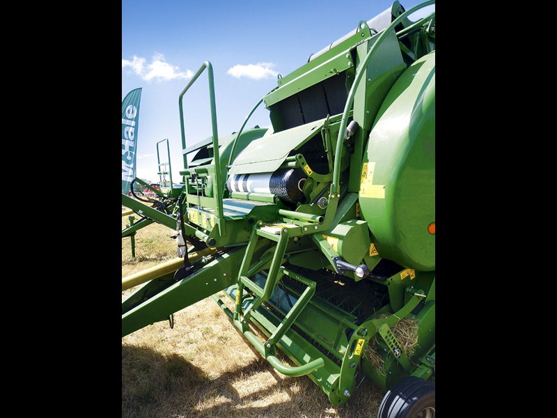 332 McHale Fusion 3 Vario ladders
