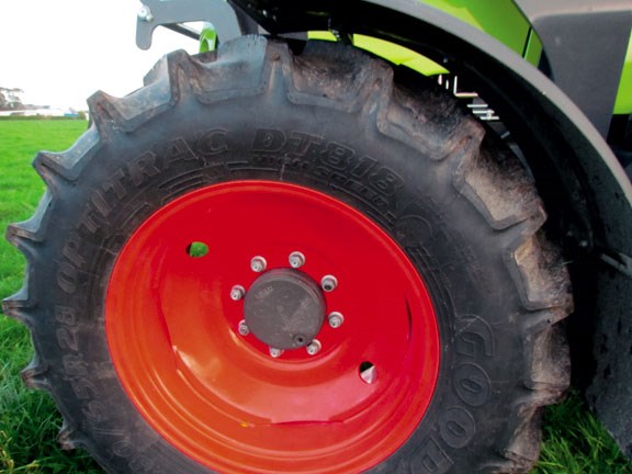 Claas Arion 620C