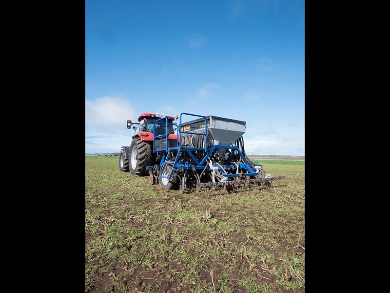 Allen TD3500 air seeder drill loading platform