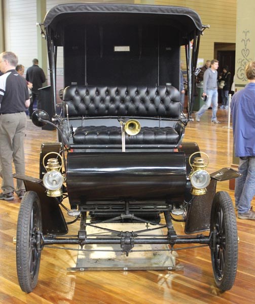 1904 Oldsmobile 6C Runabout