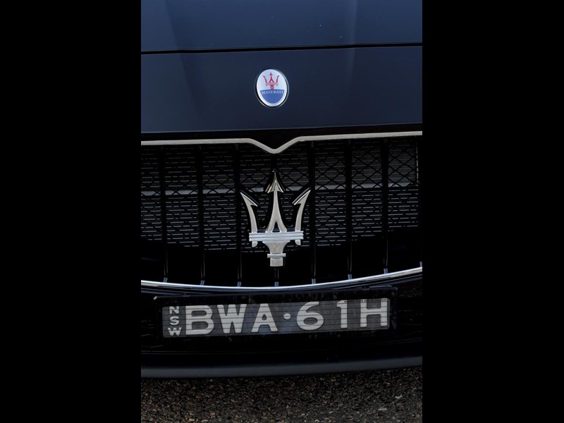 MaseratiQuattroporte_GTS_V8_Badge.jpg