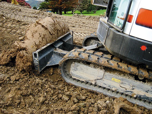 There is plenty of tractive power for blade duties.