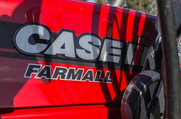Case IH Farmall JX80.img2
