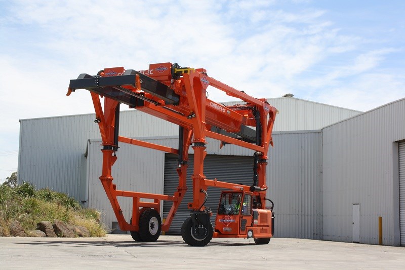Combilift SC3 T Container Handler Straddle Carrier 3