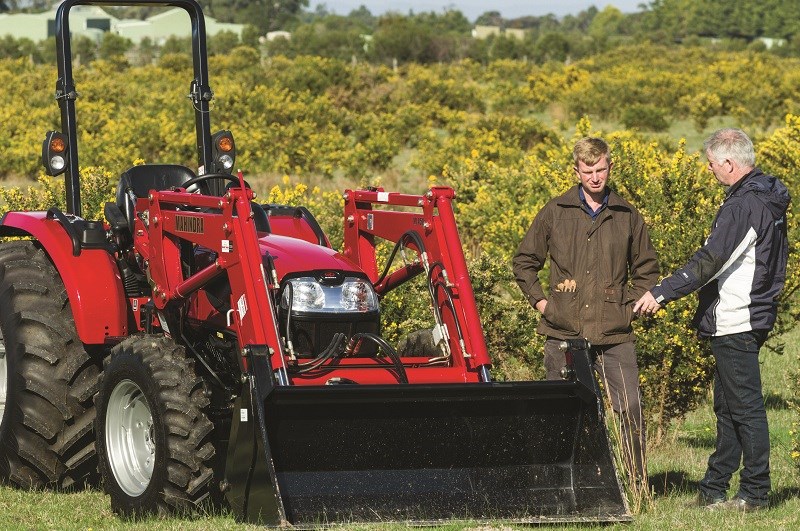 Mahindra 5035 leon berwick tractor tom dickson