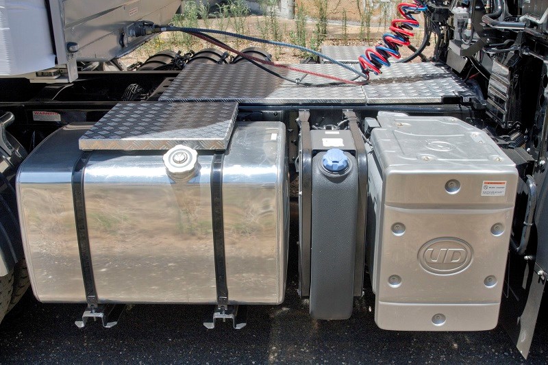 UD Quon GW 26420 engine