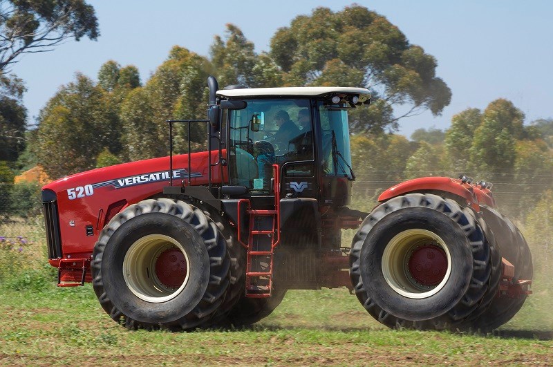Versatile 620 4