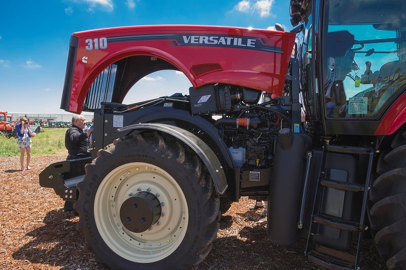 Versatile 620 under the hood