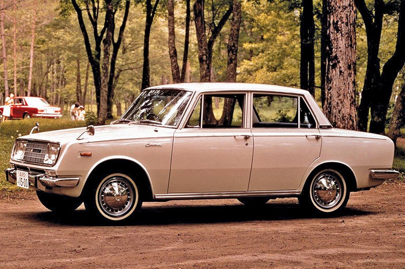 toyota corona