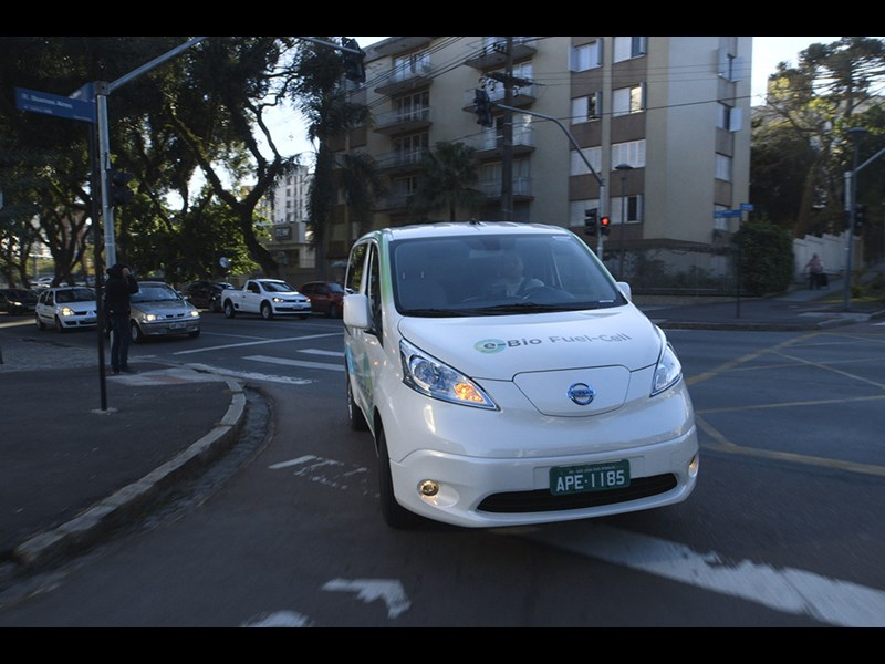 Nissan's SOFC prototype van
