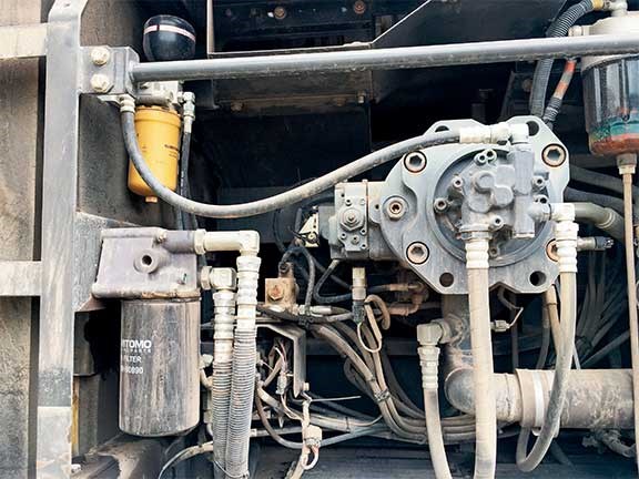 Sumitomo SH330LC excavator hydraulics