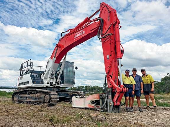 Sumitomo SH330 LC excavator