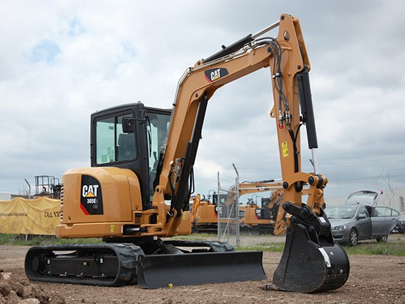 The Cat 305E2 compact radius excavator is part of the new E2 range of excavators.
