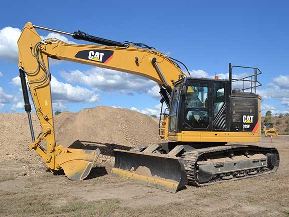 The Cat 335F L CR excavator is a 37-tonner with a decent blade attached.