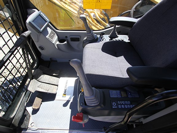 The Detank DE150BD excavator has one of the better cabin layouts.