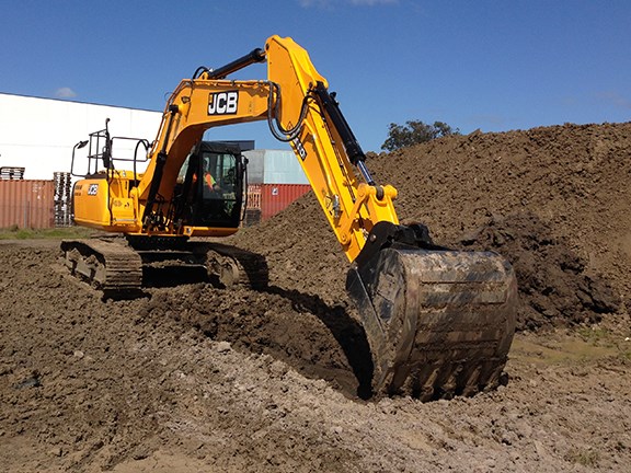 The JCB JS220-LC excavator handled trenching with ease.