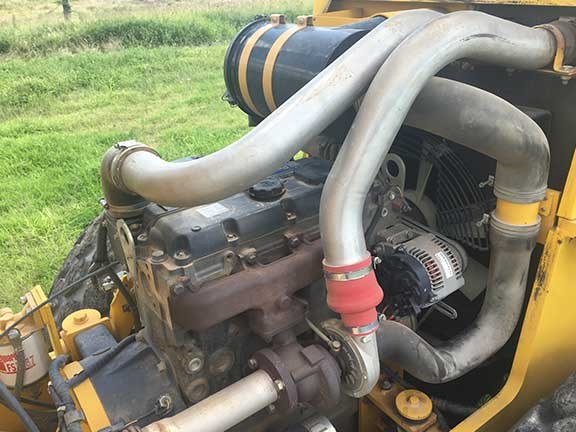 Close up of Sakai SV512TF diesel engine
