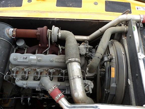 The 6-cylinder Isuzu intercooled turbo-diesel engine.