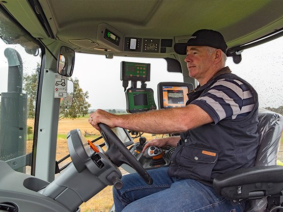 Claas axion 870 tractor review