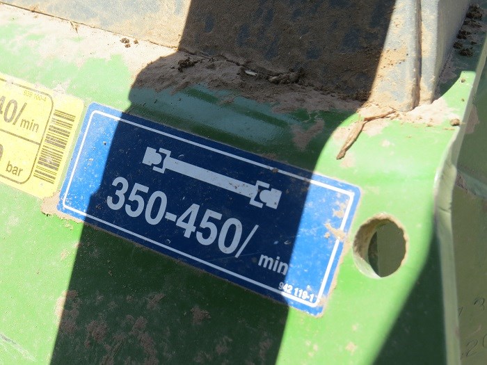 1905 Krone Swadro TC 880 Plus hay rake PTO speed