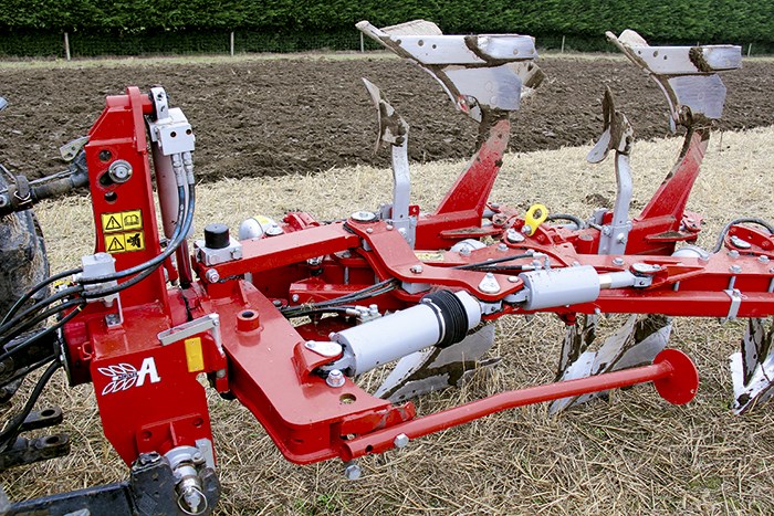 3097 Agrolux HRWT 5785 plough