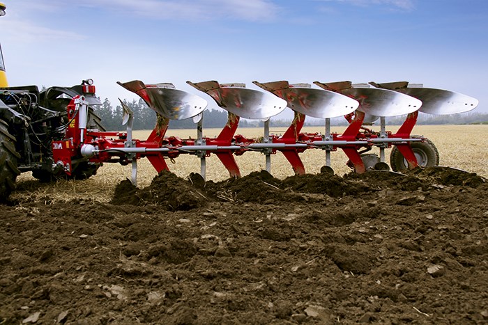 3125 Agrolux HRWT 5785 plough