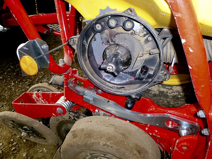 54 Vaderstad Tempo TPF8 metering unit