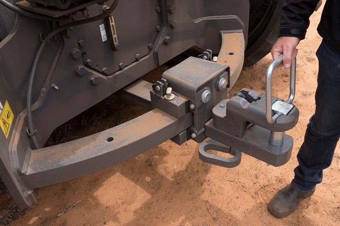 9803 Cat Challenger MT865C drawbar