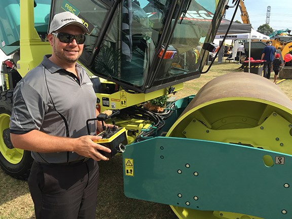 What’s better than an Ammann ASC 70D smooth drum vibratory roller from Conplant? An ASC 70D with remote control, ultrasonic guidance and ROPS2!