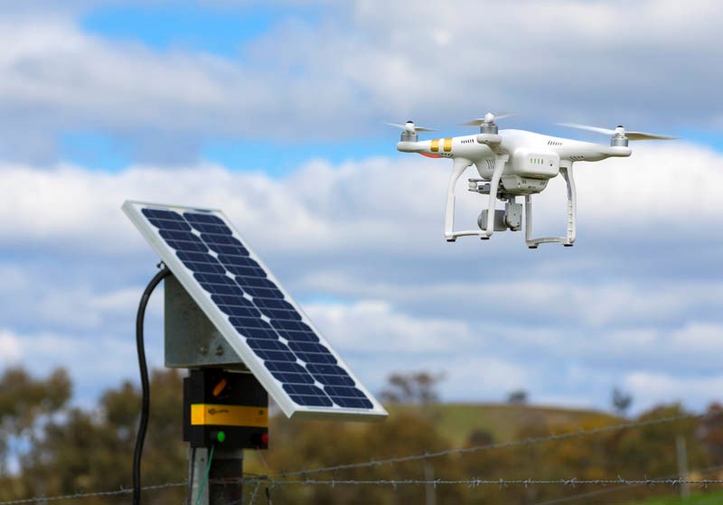 DJI Phantom 3 drone check electric fence 9203