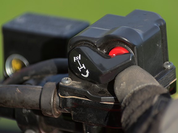 Fingertip control for quick engagement of 4WD and front diff lock.