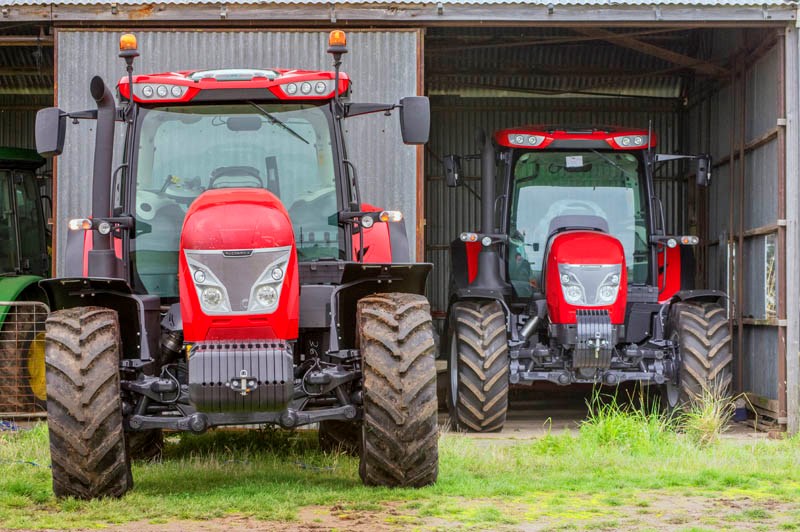 McCormick X7 660 and X6 430 tractors 4223