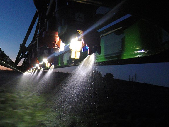 John Deere’s new ExactApply intelligent nozzle control system will come on all 2018 4-Series sprayers.
