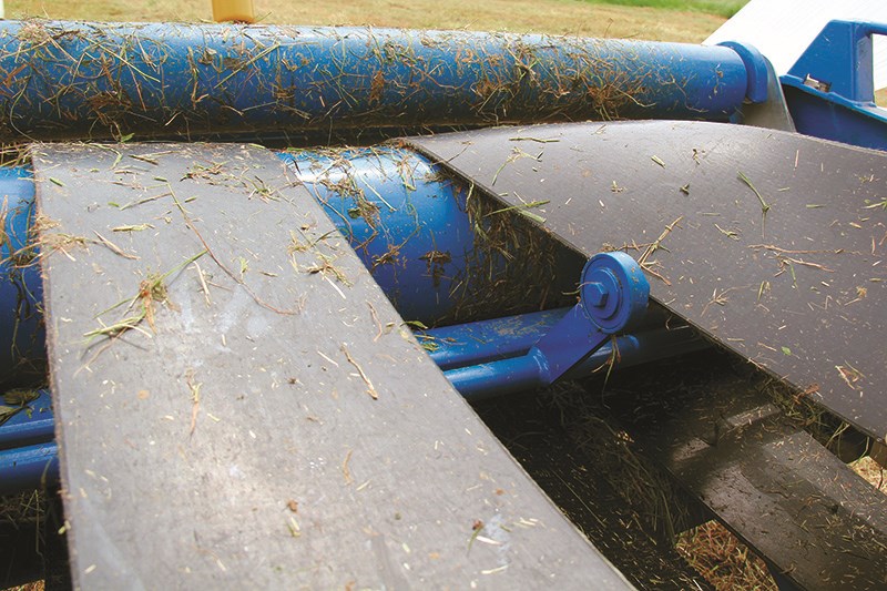 The sensor knows when a bale is on the wrapping table