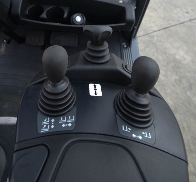 Linde 39X H25 controls 4