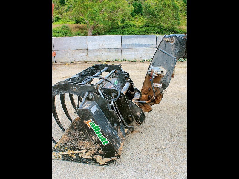 Manitou 8