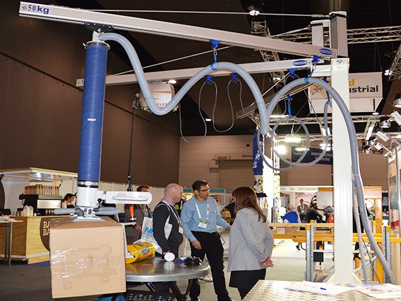 Schmalz Shows Off Jumboflex Vacuum Tube Lifter