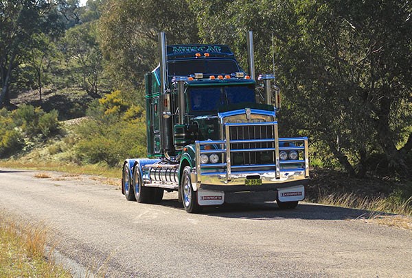 Hume Highway Reunion Dinner Sylvias Gap Road Run TradeTrucks27