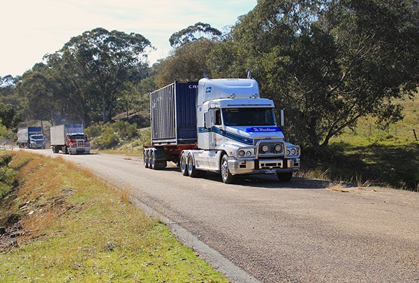 Ken Reardon travelled from Melbourne in Allalong’s working Freightliner.