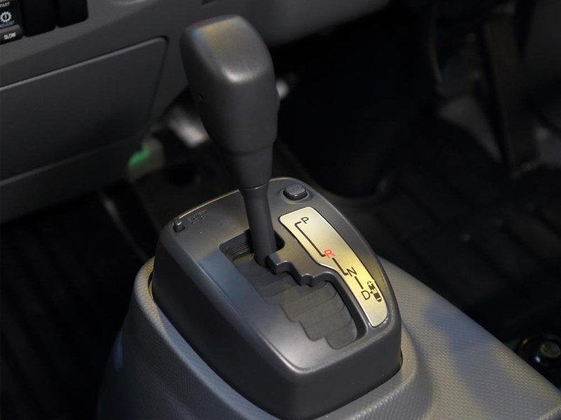 Isuzu N Series 2016 Update TC AMT Humphries TradeTrucks6