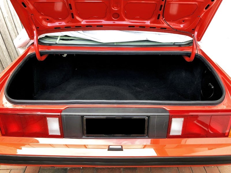 Nissan Bluebird TRX rear boot