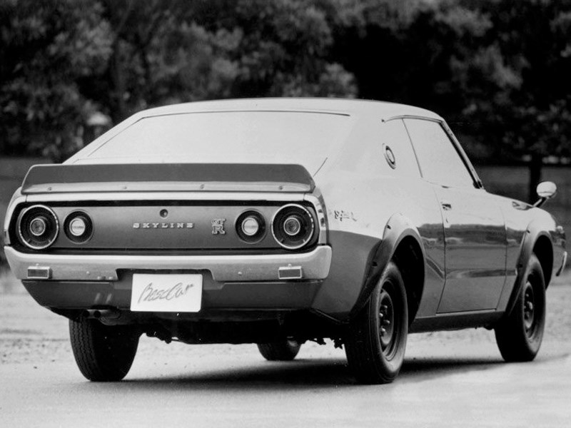 Datsun KPGC110 GT R road