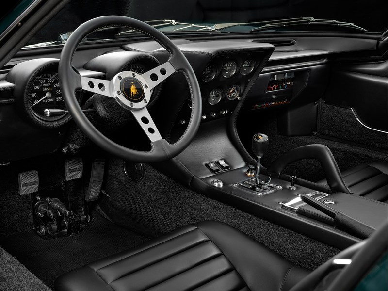 Lamborghini Miura Millechiodi interior