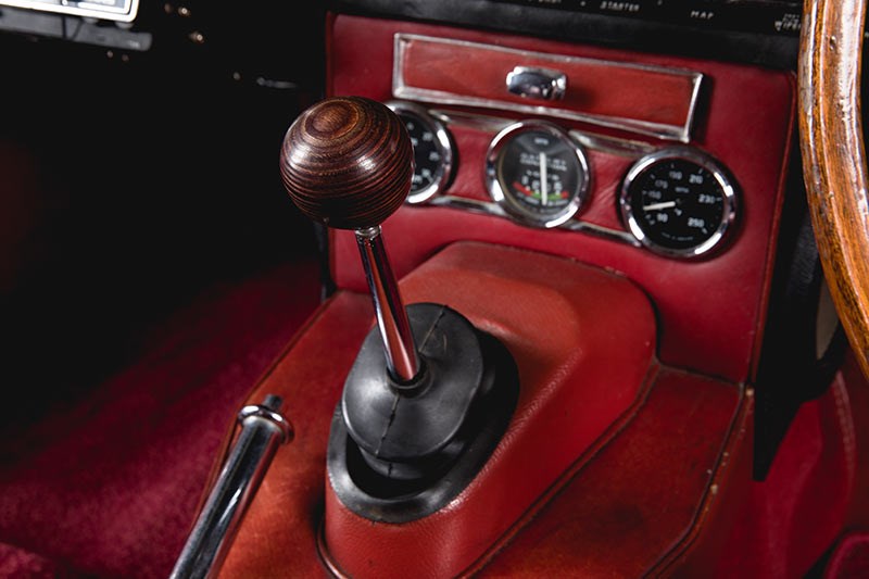 Jaguar e type console