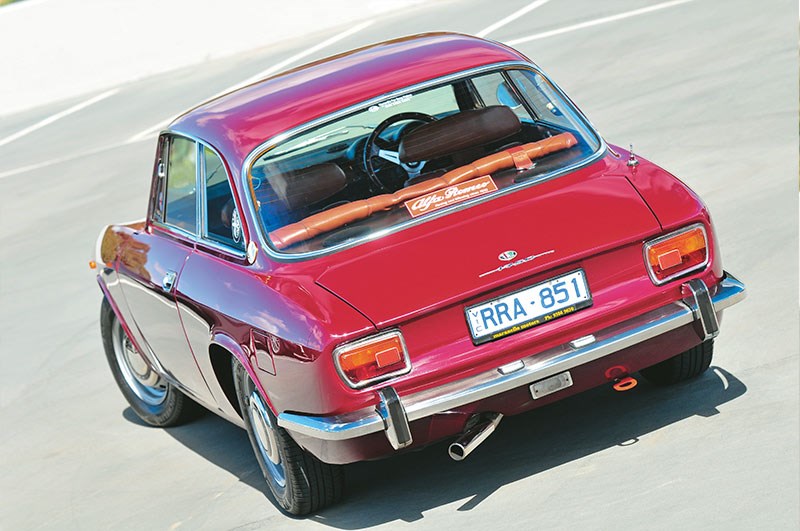 Alfa Romeo 1750 105 rear